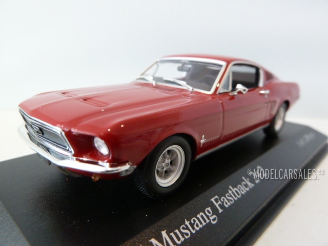 Ford mustang minichamps