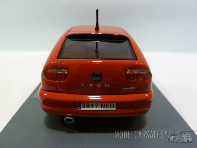 Seat Leon 1M Cupra R 43815 (2009) - Neo Scale Models - LastDodo