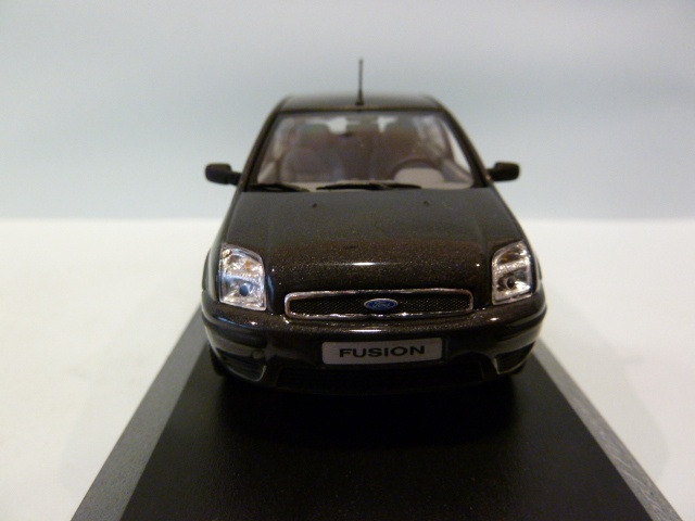 Ford Fusion Black Metallic 1:43 400082200 MINICHAMPS diecast model car ...