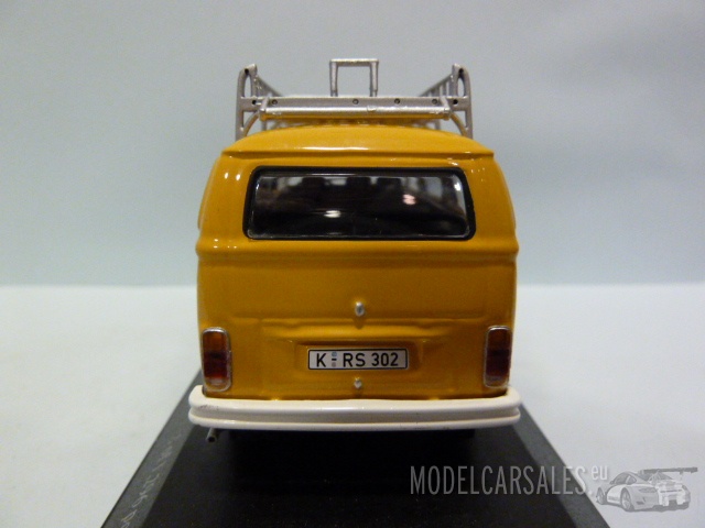 Volkswagen T2 Bus Yellow 1:43 400053002 MINICHAMPS diecast model 