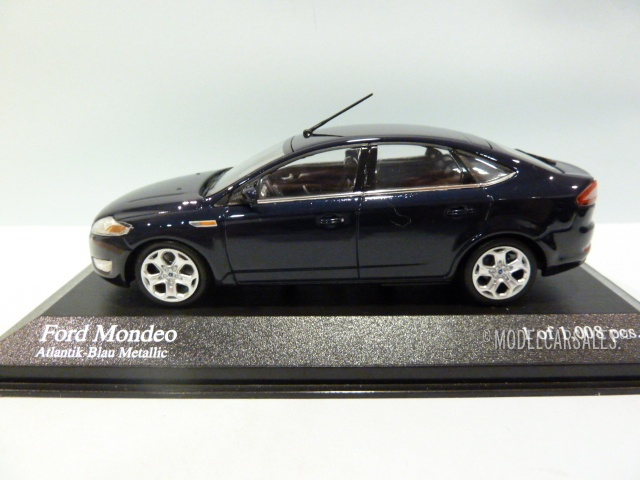 Ford Mondeo Mk4 Hatchback 5deurs Dark Blue 143 400086000