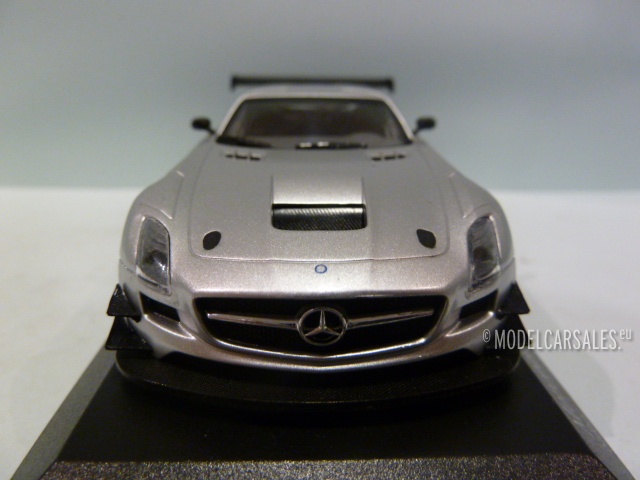 MINICHAMPS Mercedes Benz SLS AMG GT3 Street 1:43 410113202