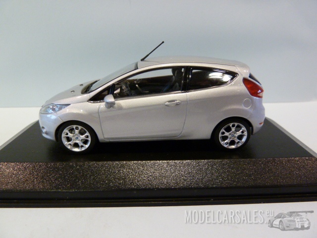 Ford Fiesta Mk7 3-drs Silver 1:43 