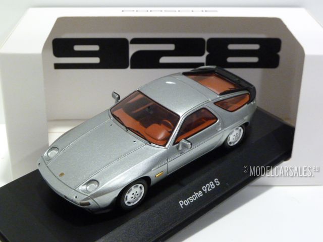 1:43 Maxichamps Porsche 928 S by Raceface-Modelcars