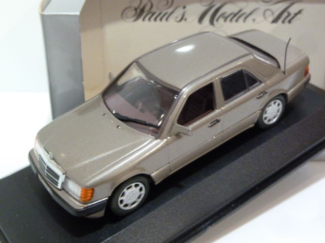 Mercedes-benz 400 E V8 Dark Grey 1:43 430003231 MINICHAMPS diecast