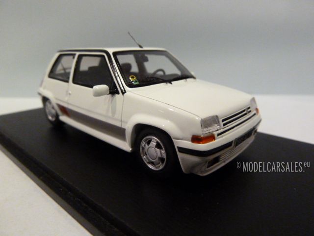 Renault 5 GT Turbo Pearl White 1:43 S3858 SPARK diecast model car 