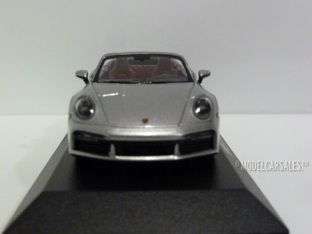 Porsche 911 (992) Turbo S Cabriolet Gt Silver Metallic 1:43 
