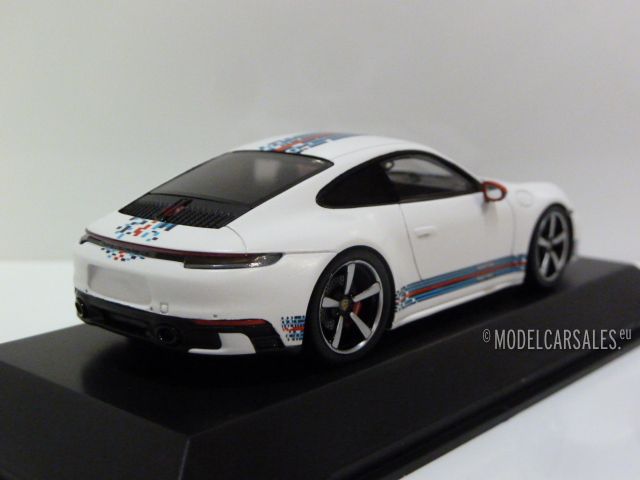 Porsche 911 carrera 4s 992 WAP 0201100 ncrm-nuevo Martini-blanco-Spark 1:43
