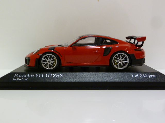Porsche 911 (991.2) GT2 RS Weissach Package Guards (indisch) Red 1