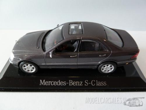 Mercedes-benz S500 (W220)