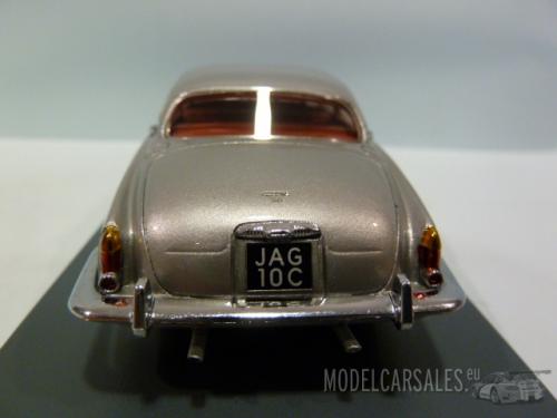 Jaguar MK10