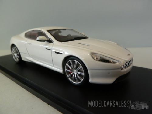 Aston Martin DB9