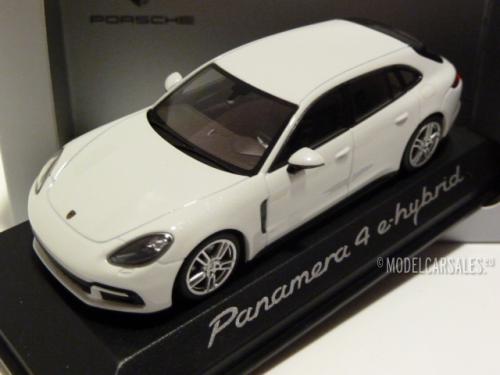 Porsche Panamera S Turismo 4 -E-Hybrid