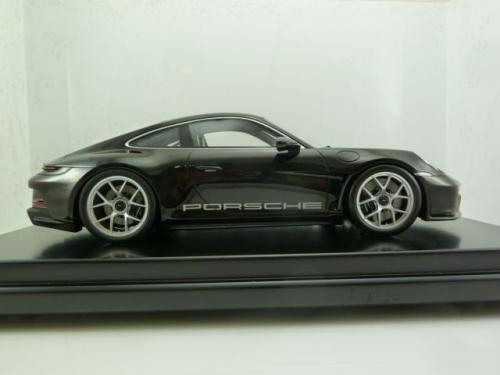 Porsche 911 (992) S/T
