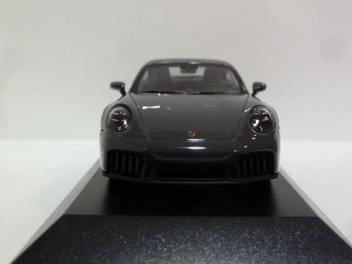 Porsche 911 (992.2) Carrera GTS
