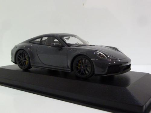 Porsche 911 (992.2) Carrera GTS