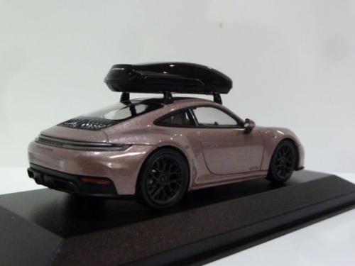 Porsche 911 (992.2) Carrera 4 GTS