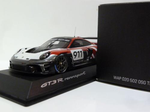 Porsche 911 (992) GT3 R Rennsport Flacht