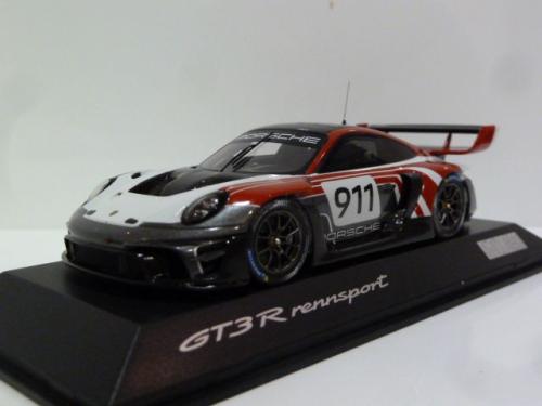 Porsche 911 (992) GT3 R Rennsport Flacht