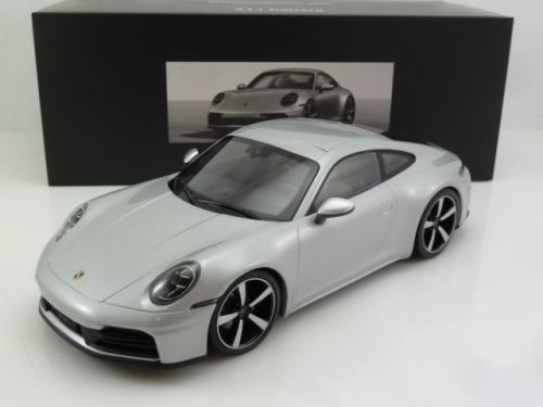 Porsche 911 (992.2) Carrera