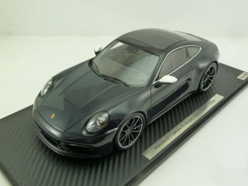 Porsche 911 (992) Carrera 4S Belgian Legend Edition