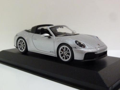 Porsche 911 (992.2) Targa 4 GTS