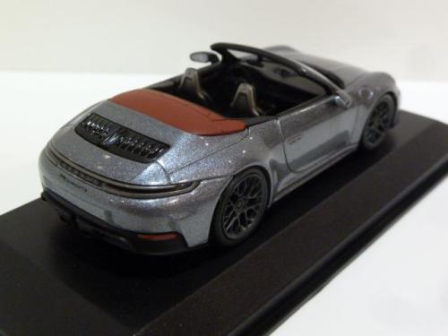Porsche 911 (992.2) Carrera GTS Cabriolet