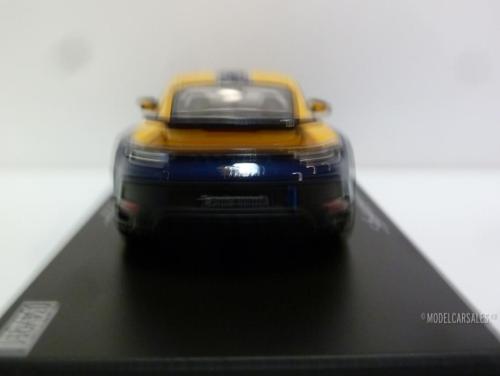 Porsche 911 (992) Dakar
