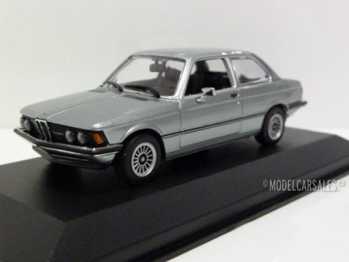 BMW 323i