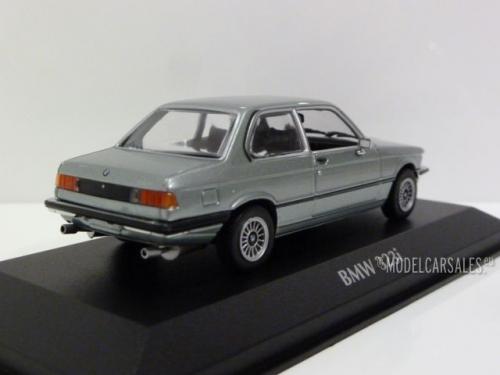 BMW 323i