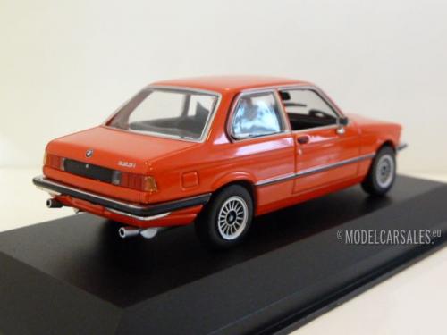 BMW 323i