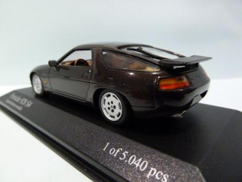 Porsche 928 S4
