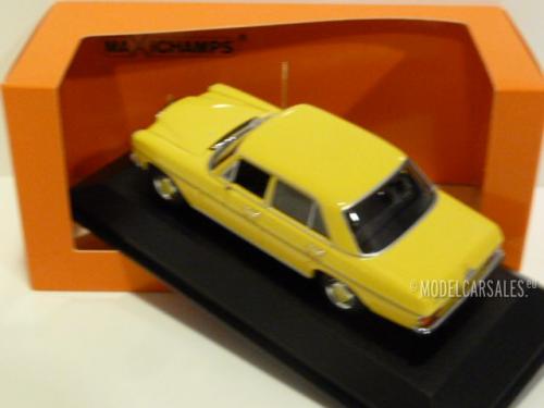 Mercedes-benz 200 (w114/115) Strich8 Mercedes-benz 200 (w114/115) Strich8
