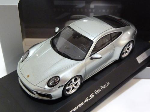 Porsche 911 (992) Carrera 4s