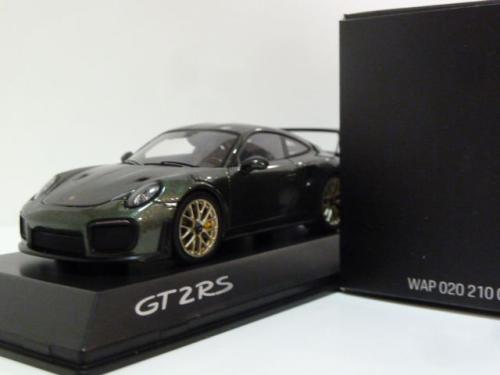 Porsche 911 (991) GT2 RS Weissach Package