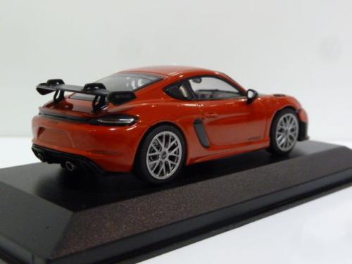 Porsche 718 (982) Cayman GT4 RS Weissach Package