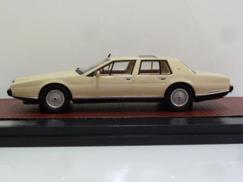 Aston Martin Lagonda Series 2