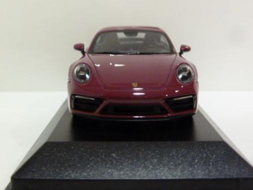 Porsche 911 (992) Carrera 4 GTS Porsche 911 (992) Carrera 4 GTS