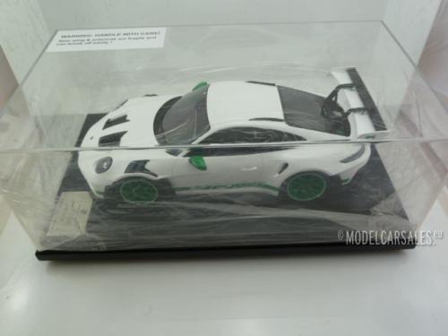 Porsche 911 (992) GT3 RS Tribute Carrera RS