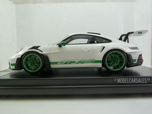 Porsche 911 (992) GT3 RS Tribute Carrera RS