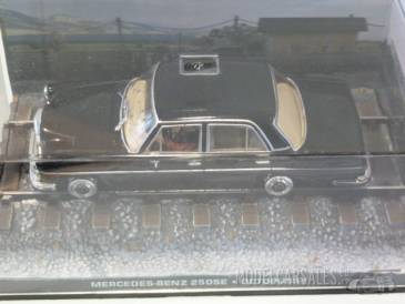 Mercedes Benz 250SE James Bond Octopussy Mercedes Benz 250SE James Bond Octopussy